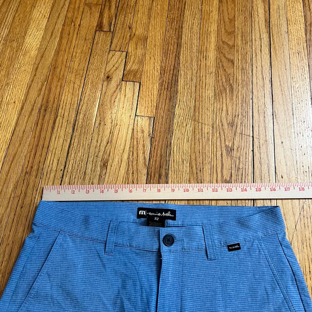 Travis Mathew Shorts Mens 32 Blue Performance Golf Stretch Flat Front - Picture 6 of 9